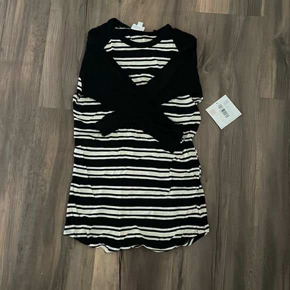 LuLaRoe Randy tee - Picture 2 of 8